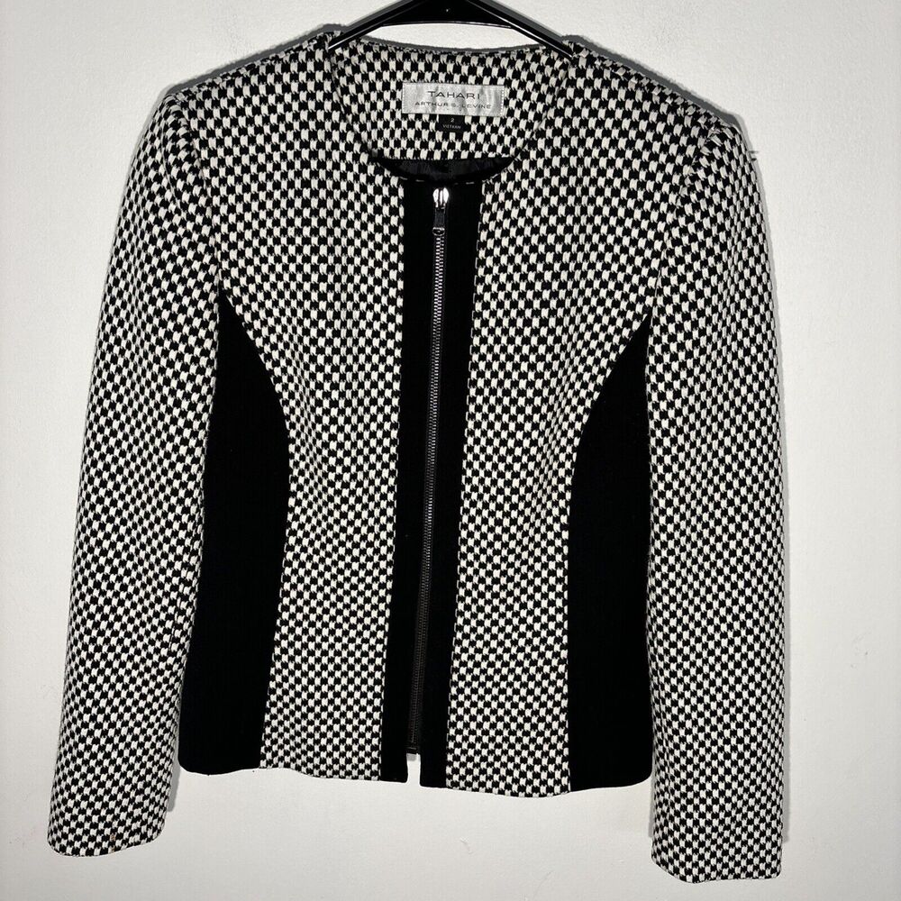 Tahari Cotton Blazers / shoulder pads Women Size 2